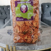 krupuk seblak pedes manis