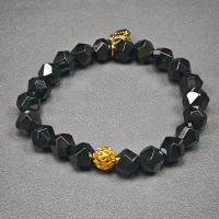 A99 สร้อยข้อมือหยกดำ เจียรเหลี่ยม ขนาด 8-9 มม. หยกกัวเตฯ - Jade Jadeite Type A