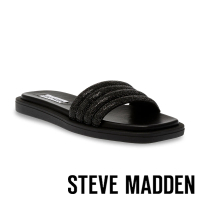 【STEVE MADDEN】ARBOUR 鑽面壓紋平底涼拖鞋(黑色)