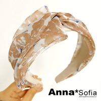 【AnnaSofia】韓式髮箍髮飾-光澤紗不對稱設計結 現貨(刷繪映花-茶駝系)