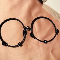FREE BOX!!! Sepasang Gelang Couple Magnet Inisial Kotak Hitam Putih Pasangan Romantis || Rcyra.Acc