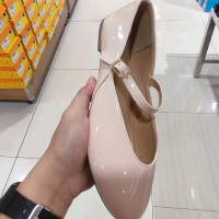 Yongki Komaladi Size 36-41 Shoes Wanita Flat