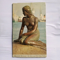 H.C. Andersen Buku The Little Mermaid - Her Story and The Fairy Tale, Kisah Nyata Makhluk Ajaib di L