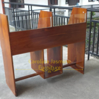 Meja Lab Komputer Sekolah