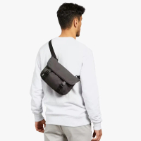 Bellroy Cinch Messenger 6L READY STOCK | Cycling Bag Travelling Bag Small Office Bag