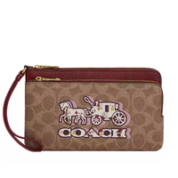 COACH 雙層大款手拿包 真皮/防刮老花PVC塗層帆布 零錢包 手拿包 長夾 錢包 CX590 櫻桃紅(現貨)▶指定Outlet商品5折起☆現貨【送禮首選★APP下單點數4倍送】