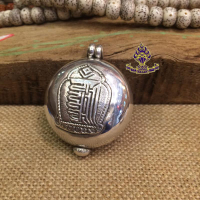 藏傳佛教用品 尼泊爾進口純手工925純銀 十相自在嘎烏盒 2.7cm1入