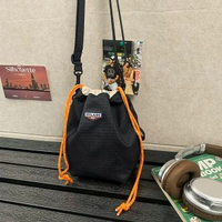 全城熱賣 - 男士斜挎包戶外運動抽繩小挎包手機包登山便攜單肩包女潮牌小背包黑色