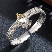 Trendy Eagle Bangle For Men Women Jewelry Exquisite Carving Flying Eagle Gold Silver Contrast Bangle Male Open Hand Accessories