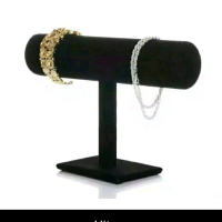 display gelang / jam tangan