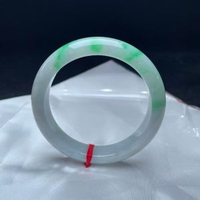 緬甸天然翡翠手鐲玉鐲子白底青翡翠手鐲玉質細膩顏色陽綠乾淨清爽