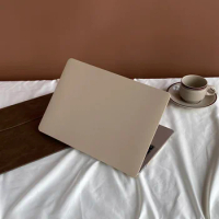 Luxury Cream Smooth Laptop Case For MacBook New Chip M1 Air 13 Pro 13 For Macbook New Pro 14 Pro 16 New Air13.6 M2 Cover Case