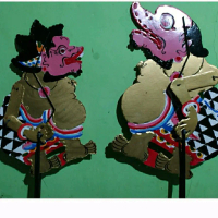 wayang kulit kertas Togog bilung 40 cm kerajinan tangan