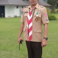 Seragam PDU PRAMUK PEMBINA Pria dan Wanita Bahan Rapilo Full Puring Busa Pundak Kancing Gold Pramuka