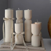 2023 New Modern Aesthetic Home Decor Handmade Soy Wax Ribbed Columnar Candle Lvory White Round Cylinder Fluted Pillar Candle