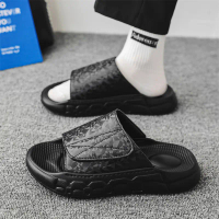 New model of sandals with ventilation holes that give you the feeling of walking on the ground. With