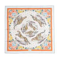 【Hermes 愛馬仕】Guepards Bandana 90 手工捲邊斜紋真絲雙面方巾(奶油/橘/棕)