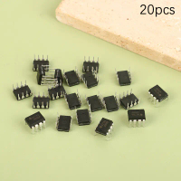 20pcs NE555 NE555P IC bertupadu IC Langsung Palam Dip-8p komponen elektronik cip litar asas