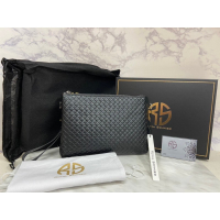 【嘉悅·精品服飾代購】 Royal Schmied RS皇家鍛造 黑色經典時尚 編織 拉鍊手拿包
