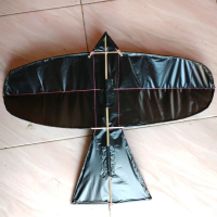 Layangan Tradisional Bambu Serut Gapangan Manukan - 68x42 cm