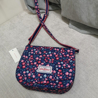 HOT”สินค้ามาใหม่ Cath KidstonS กระเป๋าสะพายข้างกันน้ำกระเป๋าสะพายไหล่21x20x7cm