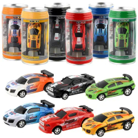 1681 Portable Creative Coke Racing Can Mini RC Car dengan Kesan Cahaya