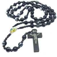 kalung rosario katolik marmer hitam bercorak Souvenir