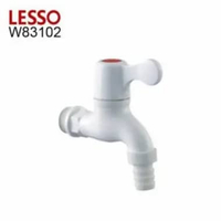 Kran Air LESSO Kran Tembok PVC Lesso 1/2 Inch Putih Termasuk Sambungan Selang