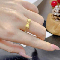 Nhẫn titan màu vàng 18k đính nơ xinh xắn