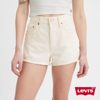 Levis 女款 501中腰排釦牛仔短褲 簡約米白