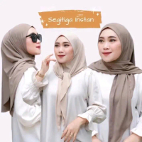 Jilbab Cantik Segitiga instan Hijab Bahan Jersey Kerudung Instan Dewasa Muslim