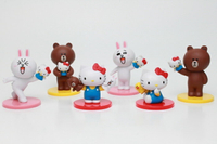 【UNIPRO】Hello Kitty x LINE FRIENDS 經典聯名 熊大 KT 兔兔 盒玩 公仔 正版授權 整套販售 無附糖果