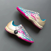Specs Sepatu Futsal Lighspeed Reborn Ivory Cream Desain Warna Pink dan Biru untuk Performa Optimal