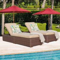 Outdoor Patio Chaise Lounge Chair, Elegant Reclining Adjustable Pool Rattan Chaise Lounge Chair with Light Grey Cushion