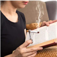 Hand Bone Smoking Ring Cigarette Holder Thick Smoke Cigarette Holder Holder Skull Pattern Cigarette Adjustable Ring Blunt Holder