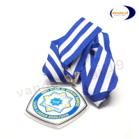 Kalung Medali Wisuda Bahan Akrilik Lapis Resin