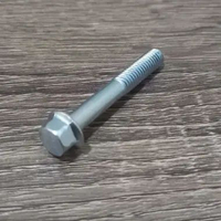 Baut blok mesin 6mm 6x40 kepala kunci 8
