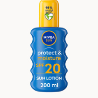 NIVEA SUN Protect & Moisture Sun Cream Spray SPF20 200ml