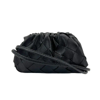 【BOTTEGA VENETA 寶緹嘉】Mini Pouch 編織羊皮雲朵零錢頸掛包(577816-黑)