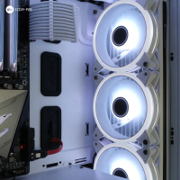【EZDIY-FAB】白色月光型 RGB散熱風扇 附風扇集線器和遙控器 智慧溫控靜音-6顆(電腦散熱風扇)