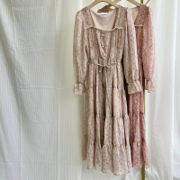 【MANI 瑪尼】韓製 碎花方領綁帶洋裝-兩色 粉色.米色