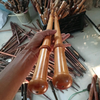 Tongkat komando kayu raja