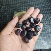 Natural Red Garnet Rough1- 2 cm  Top Grade paket (2) Asli Batu Alam