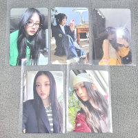 NewJeans Photocard - Official from Album 2nd Single How Sweet 'Bubble Gum' New Jeans Weverse ver.C