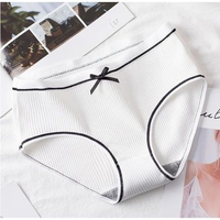 Celana Dalam UW3 3D KATUN COTTON PREMIUM Wanita Underwear CD Adem Lembut Sutra Kolor Mid Waist Thong