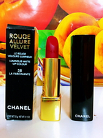 Chanel 香奈兒 香奈兒 超炫耀的絨唇膏 色號:38 愜意的 ~閃爍的珍貴紅色  百貨公司專櫃盒裝正貨