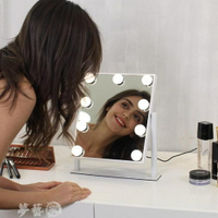 LED化妝鏡 新款台式LED帶燈泡化妝鏡梳妝鏡高清便攜鏡子化妝鏡抖音化妝鏡 雙十二購物節
