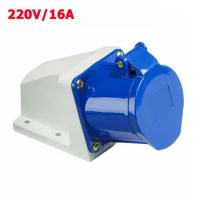 3Pin 16A 220V Socket Durable Blue Embedded Mains Hook Up Socket Water Proof With Cover Industrial Plug