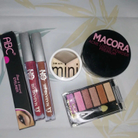 Paket kosmetik set 6in1 Wajah