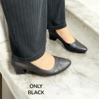 Gjaz L680 Sepatu Pansus Wanita Karet Jelly Dove Hak 4,5 Cm Only Black Shoes Heels